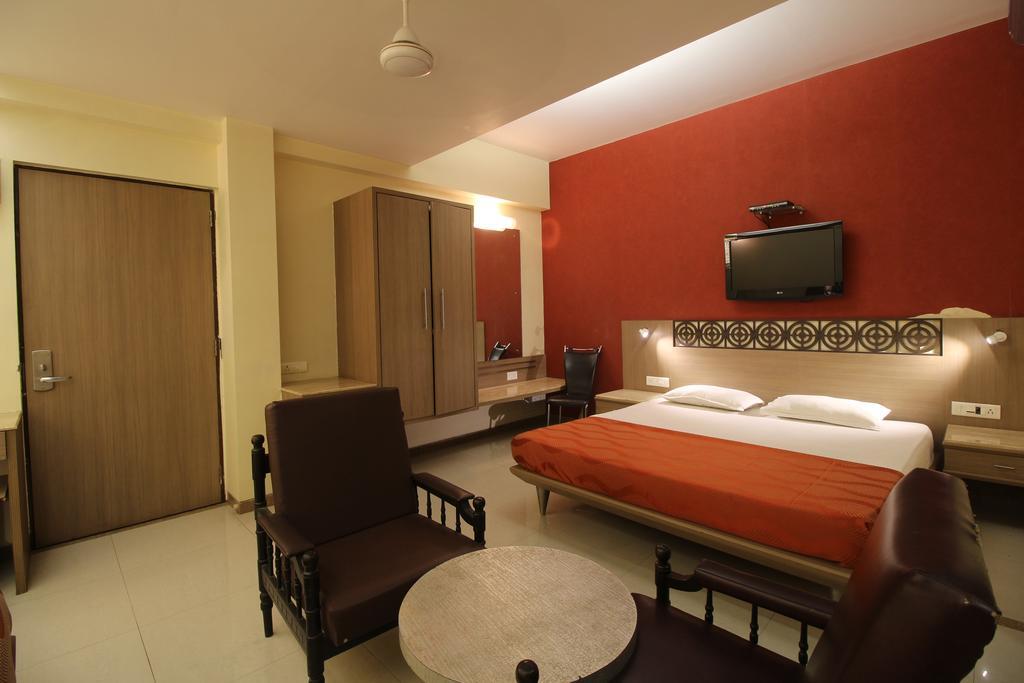 Hotel Samrat ムンバイ 部屋 写真