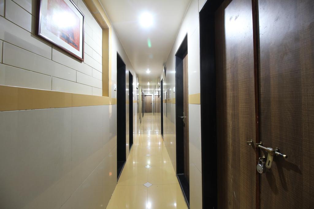 Hotel Samrat ムンバイ 部屋 写真