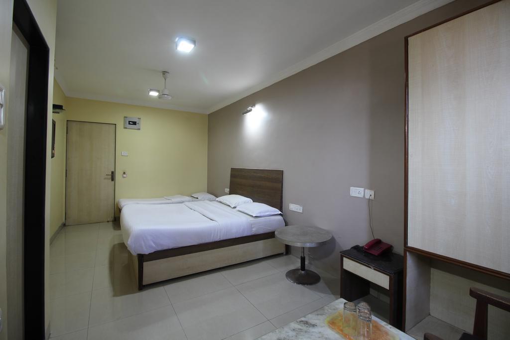 Hotel Samrat ムンバイ 部屋 写真