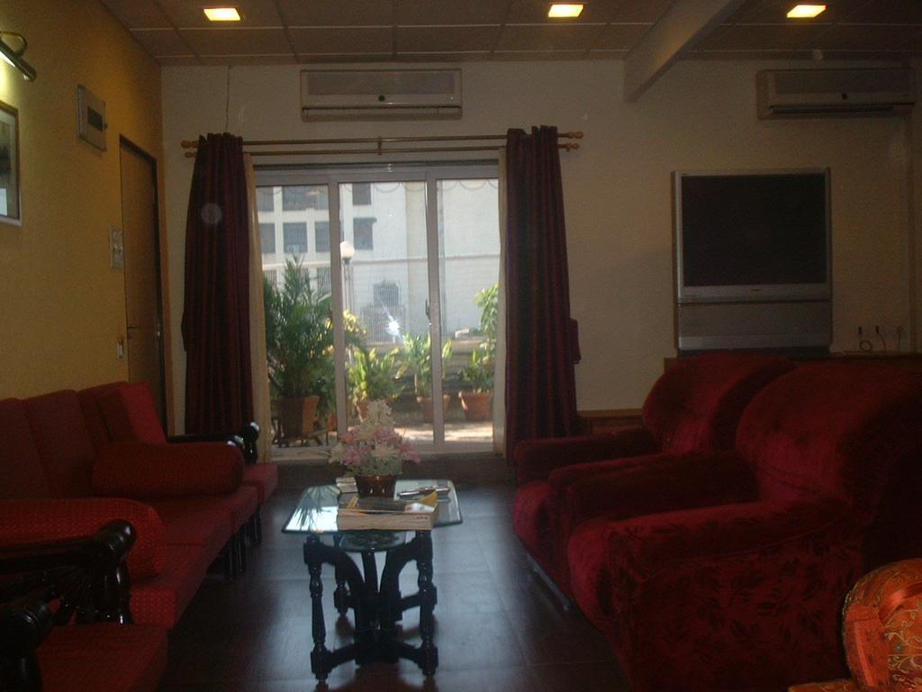 Hotel Samrat ムンバイ エクステリア 写真